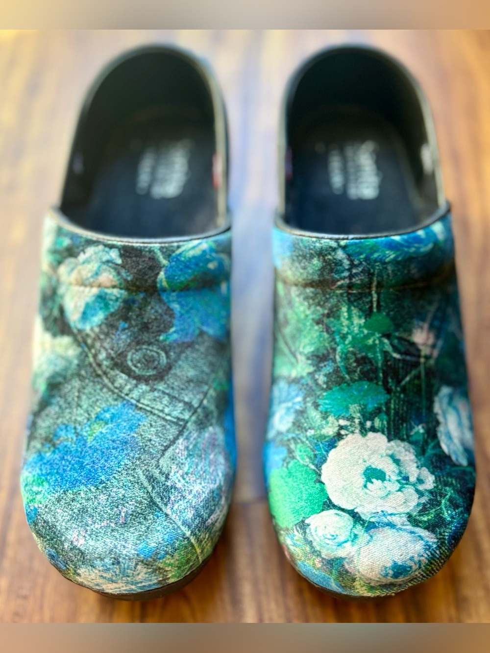 Sanita Danish Design Blue/Green Vegan Velvet Clog size 39/8.5